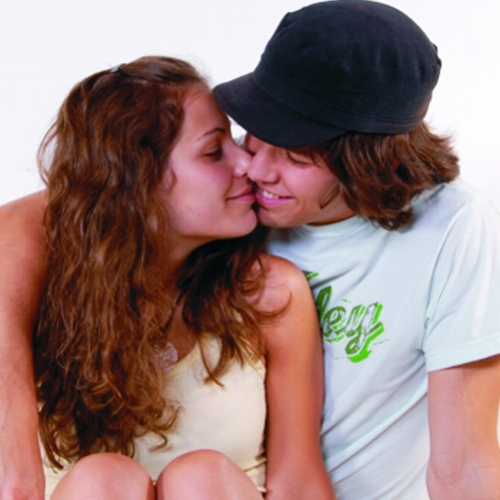 Comportamento jovem: Namorar, ficar ou rolar?